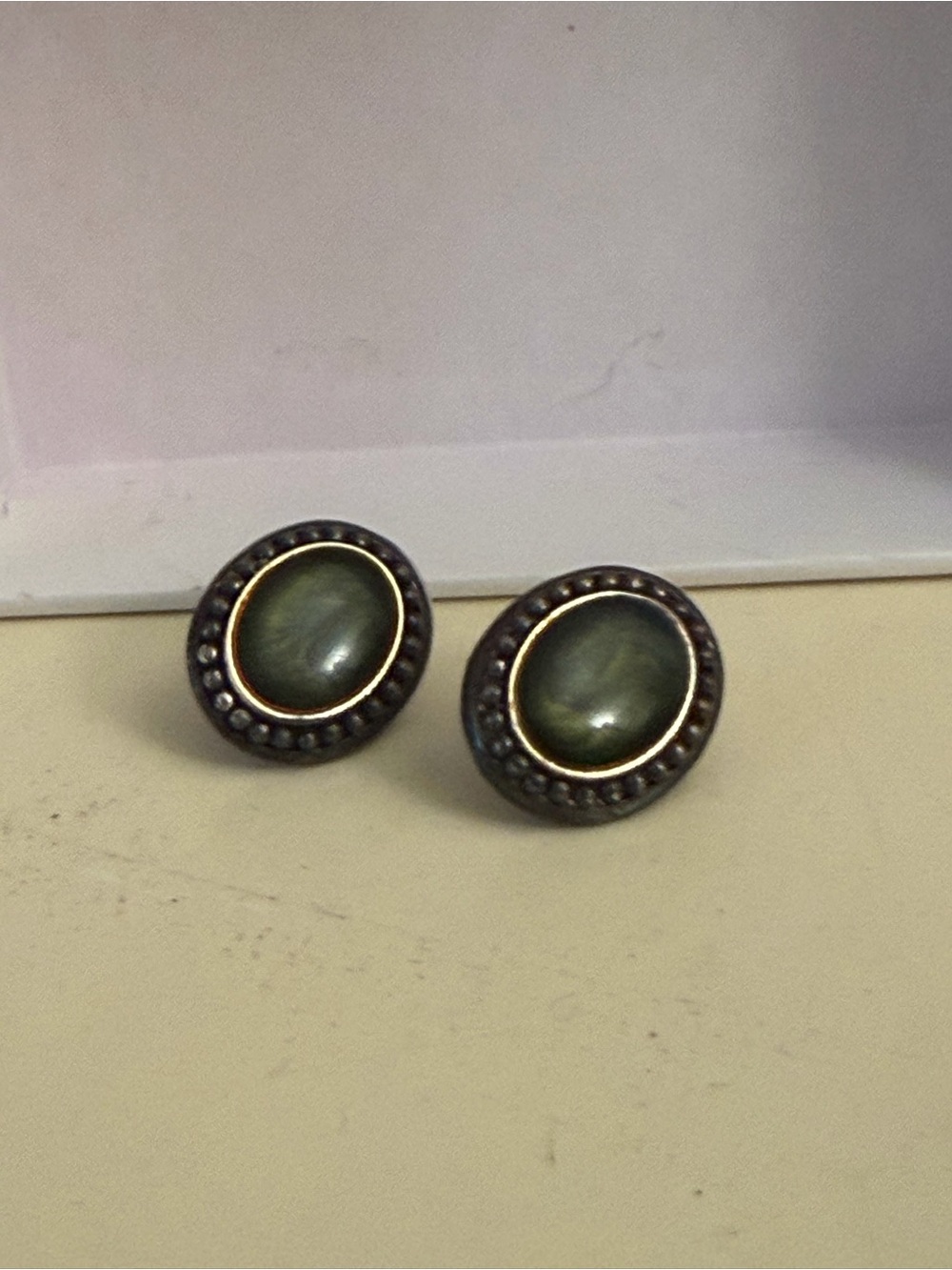 Classic Oval Green Stone Stud Earrings - Unbranded vintage style etching